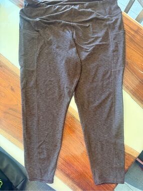 Maurices Leggings – Women’s 2X Short – Chocolate Brown – Buttery Soft